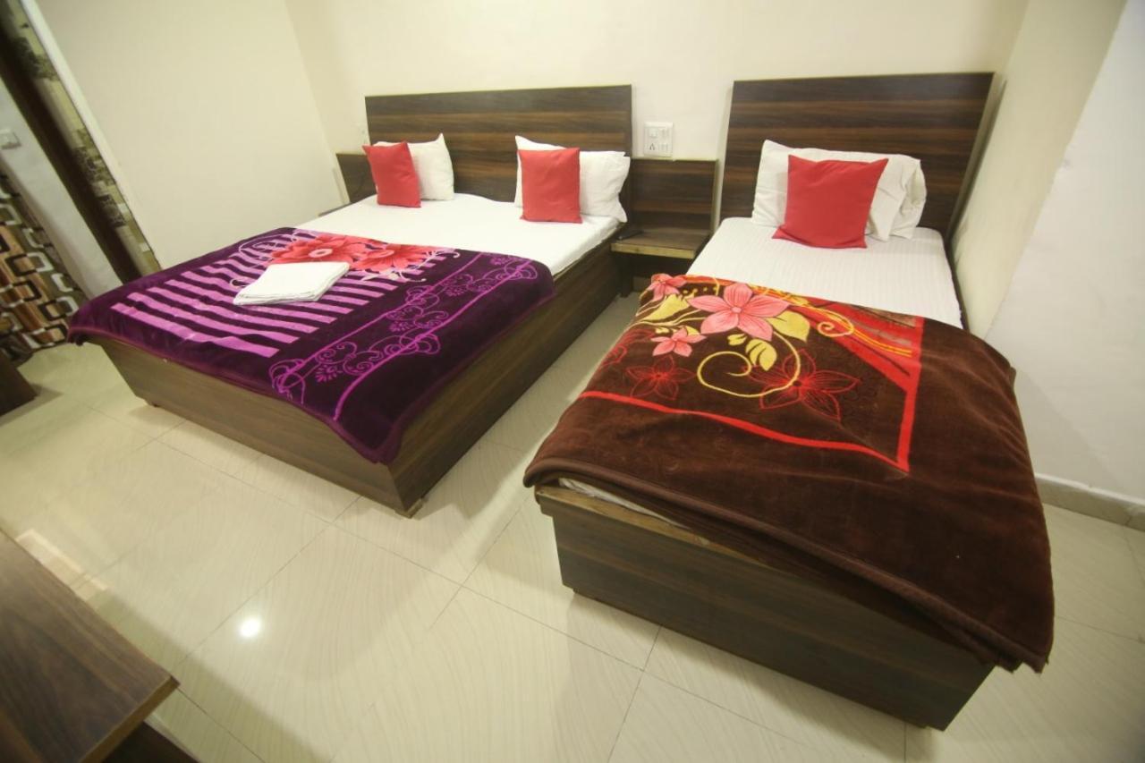 Hotel Amron45 Chandigarh Exterior photo