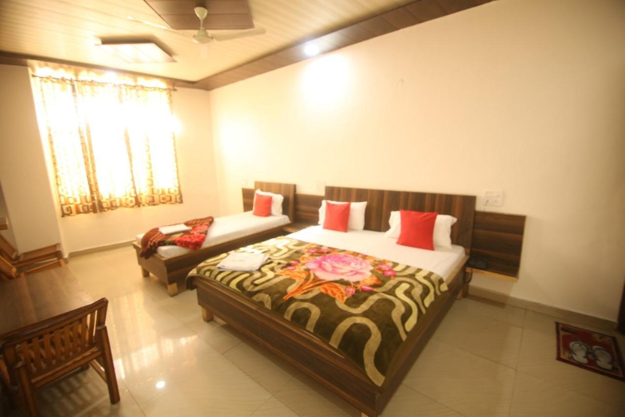 Hotel Amron45 Chandigarh Exterior photo